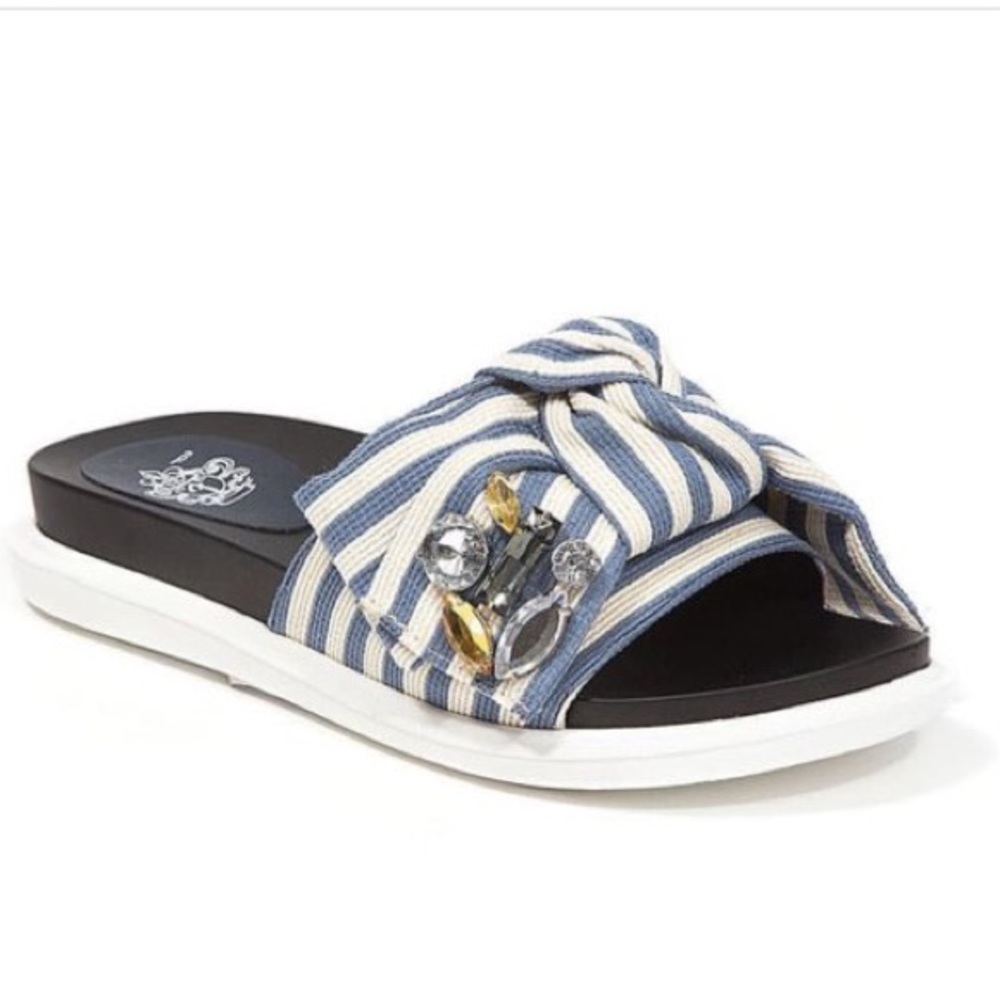 French Blu Slides